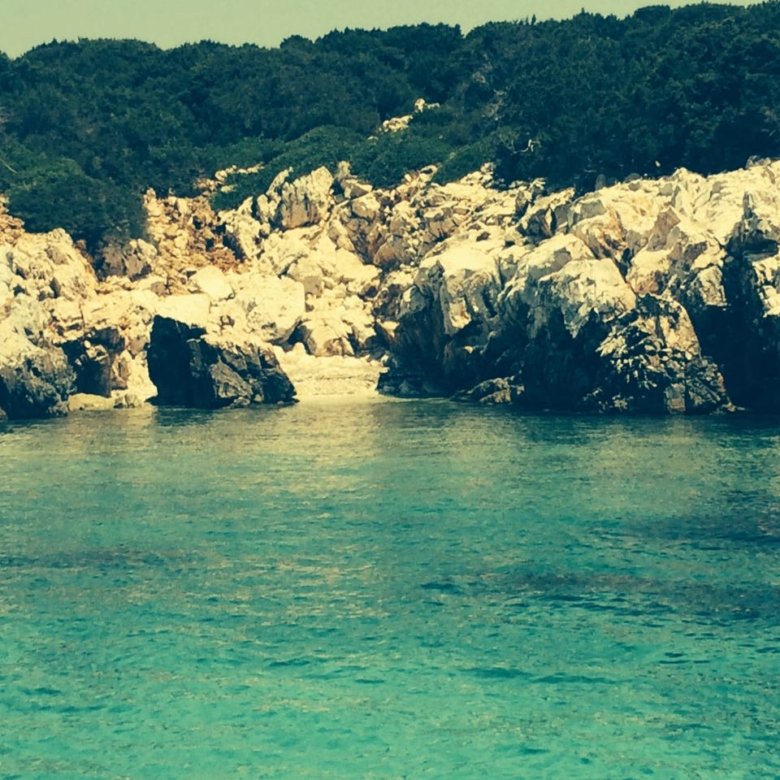 Πωλείται Νησί στο Αιγαίο Πέλαγος