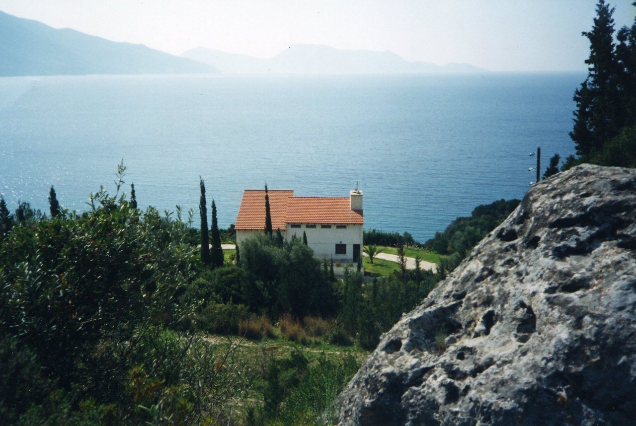 Πωλείται βίλα στην Πογωνιά (Παλαίρου) Αιτωλ/νίας