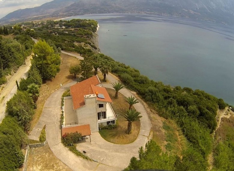 Πωλείται βίλα στην Πογωνιά (Παλαίρου) Αιτωλ/νίας