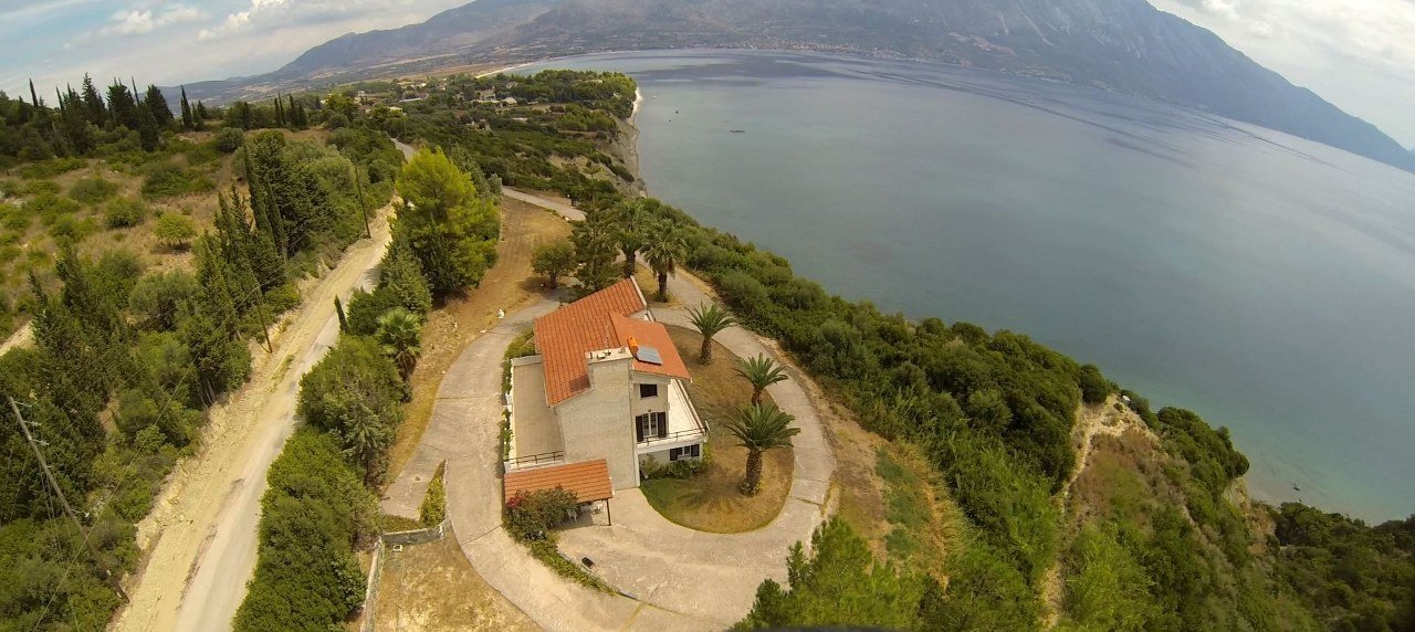Πωλείται βίλα στην Πογωνιά (Παλαίρου) Αιτωλ/νίας