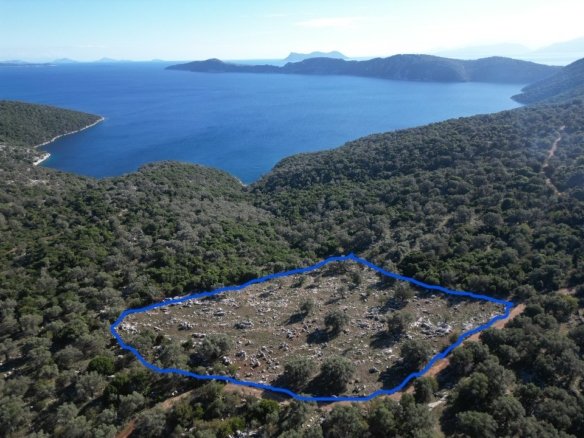 Πωλείται Οικόπεδο στο Μεγανήσι