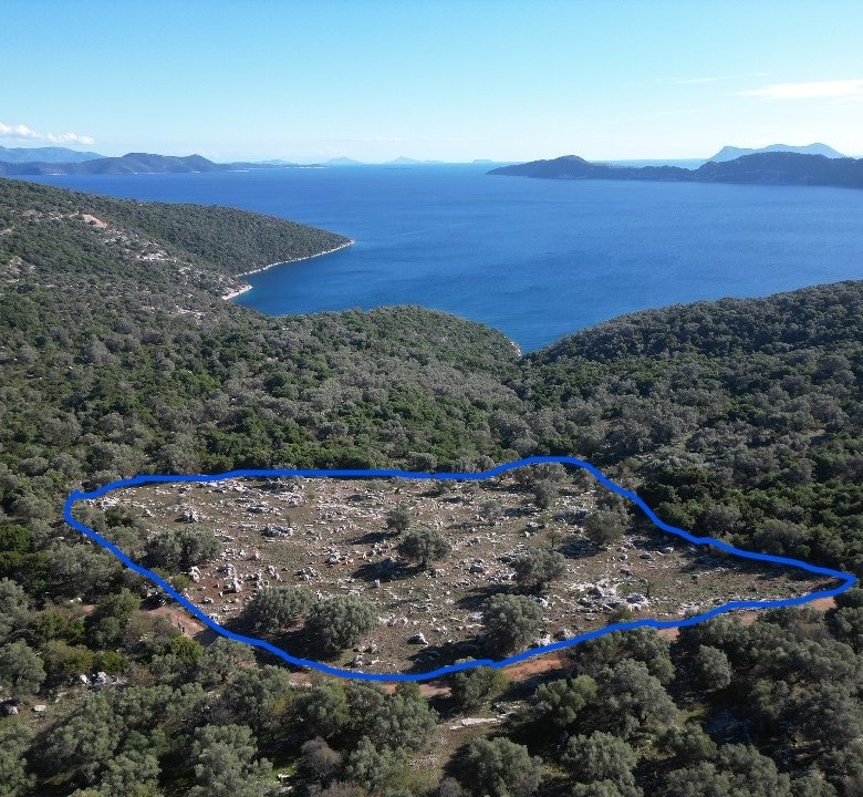 Πωλείται Οικόπεδο στο Μεγανήσι